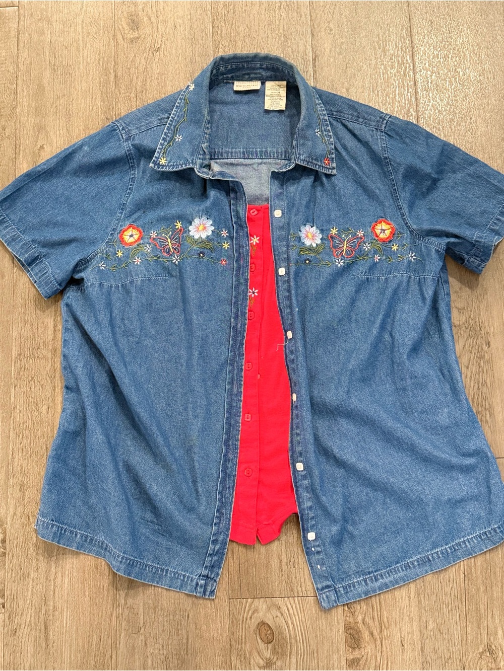 White Stag Denim Button-Up Shirt in Light Blue Built in Red Vest Cardigan